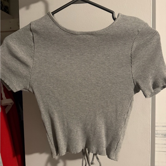 Forever 21 Tops - Forever 21 Gray Ribbed Crop Top